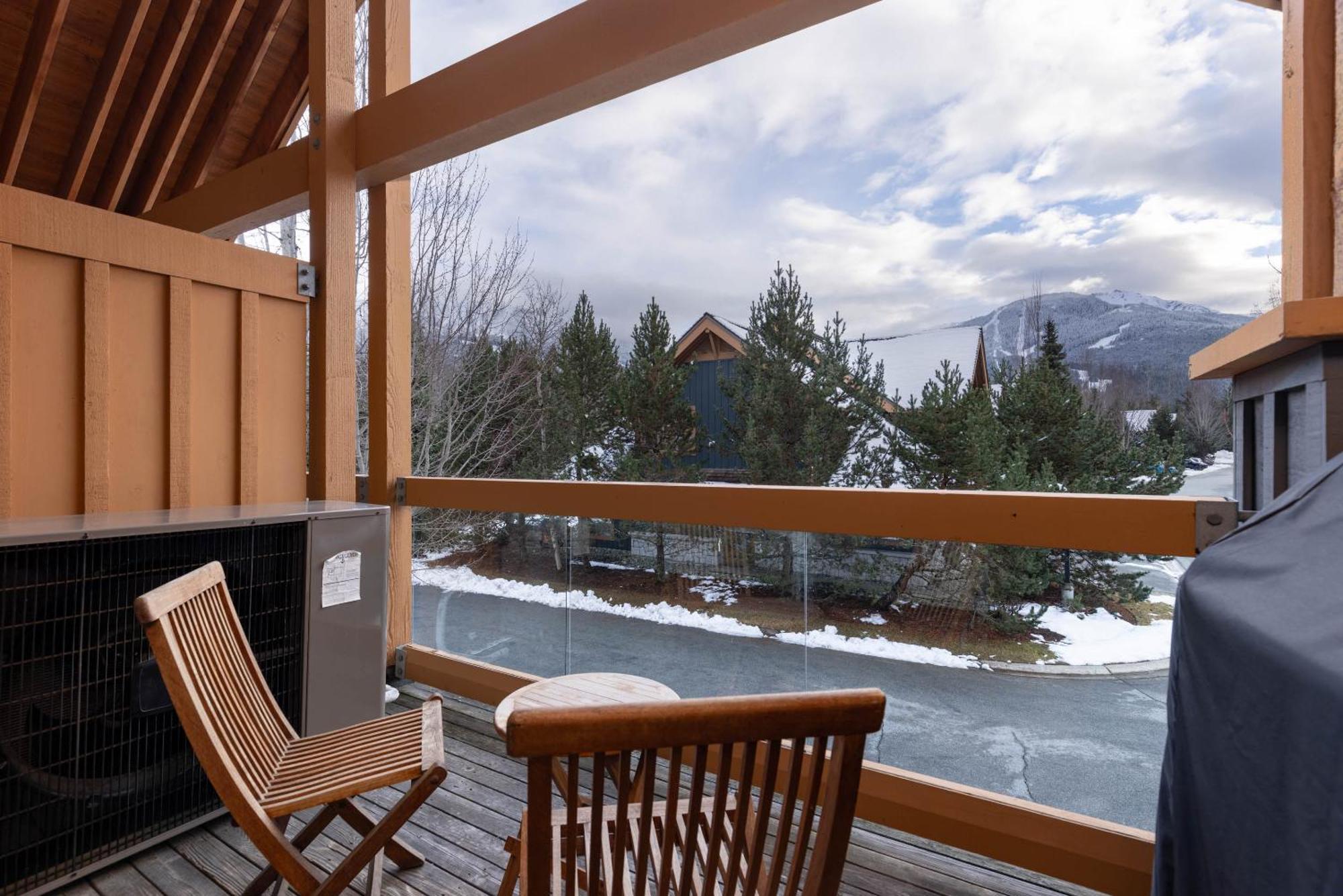 Montebello By Whistler Premier Esterno foto